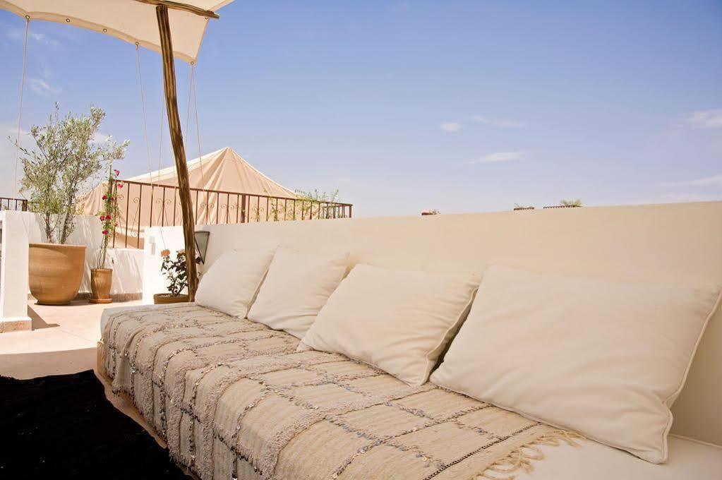 Riad Le J Marrakesh Exterior photo